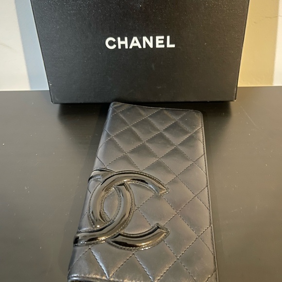 CHANEL Cambon Black Quilted Leather Agenda - Picture 1 of 6